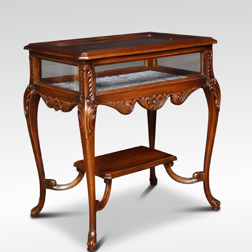 Antique Bijouterie Tables - 55 items for sale on sellingantiques.co.uk