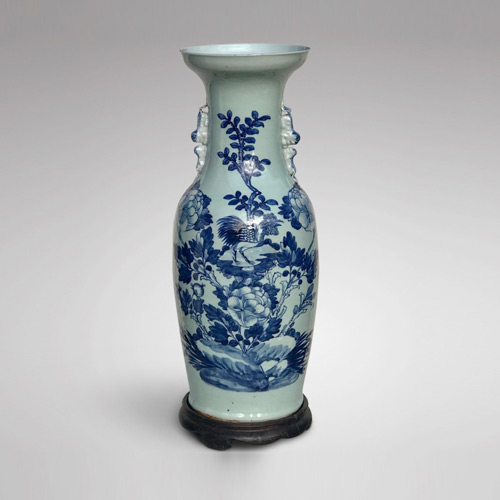 Antique Blue And White Vases - 38 items for sale on sellingantiques.co.uk