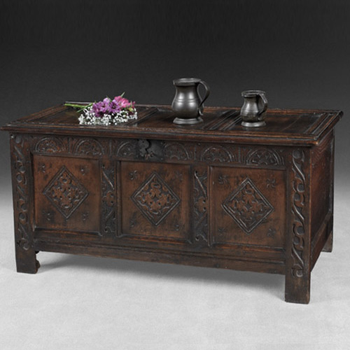 Antique Chests - 910 items for sale on sellingantiques.co.uk