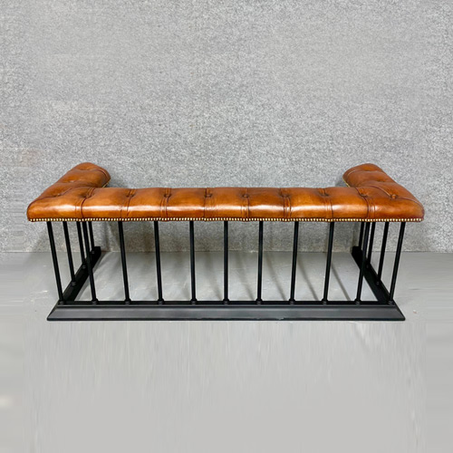 Antique Club Fenders - 29 items for sale on sellingantiques.co.uk