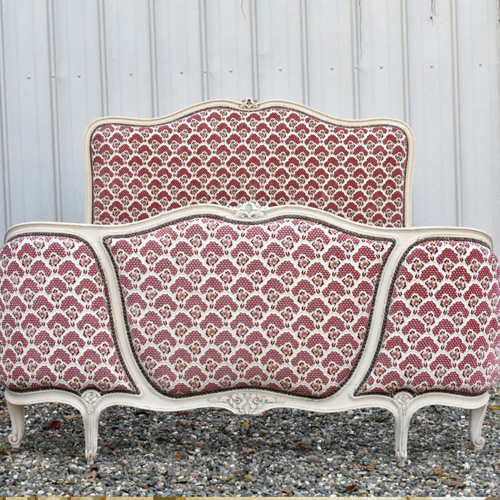 Antique Corbeille Beds - 8 items for sale on sellingantiques.co.uk
