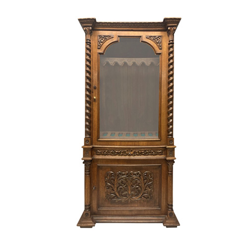 Antique Gun Cabinets - 2 items for sale on sellingantiques.co.uk