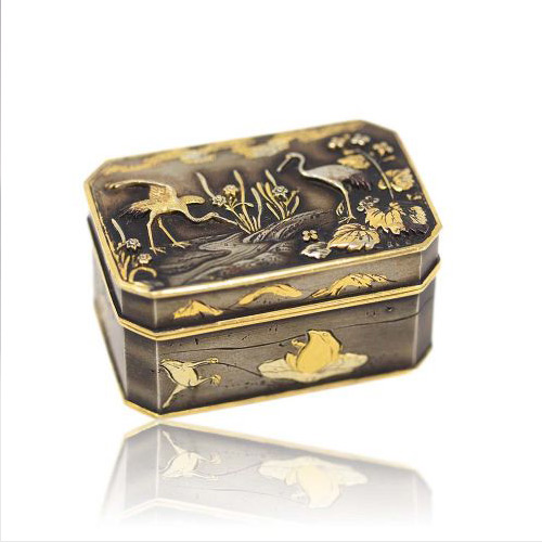 Antique Japanese Boxes - 25 items for sale on sellingantiques.co.uk