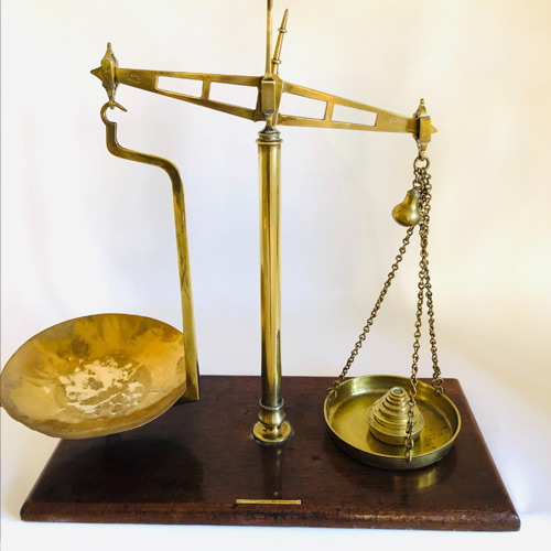 Antique Scales - 56 items for sale on sellingantiques.co.uk