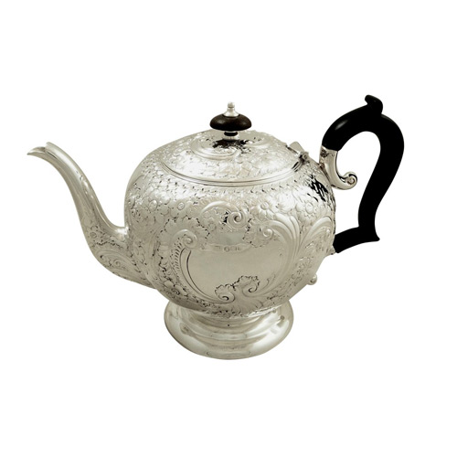 Antique Silver Teapots - 24 items for sale on sellingantiques.co.uk