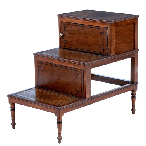 Antique Steps - 33 items for sale on sellingantiques.co.uk