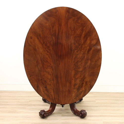 Antique Tilt Top Tables - 152 items for sale on sellingantiques.co.uk
