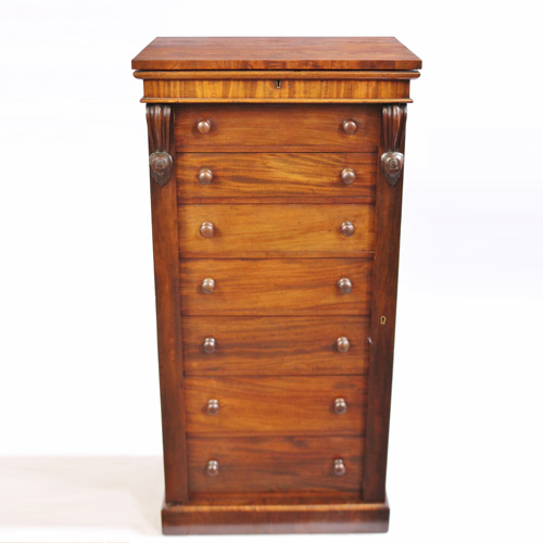 Antique Wellington Chest - 78 items for sale on sellingantiques.co.uk