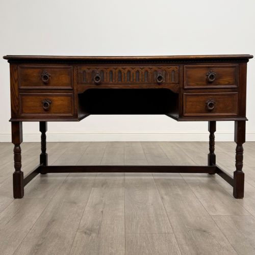 ANTIQUE 20TH CENTURY GOOD QUALITY DESK IN OAK