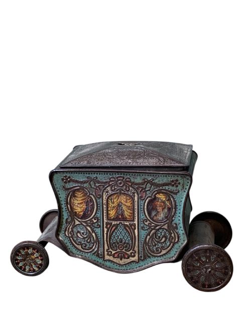 MACFARLANE LANG CO CORONATION COACH BISCUIT TIN