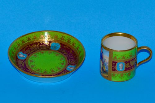 19TH CENTURY MEISSEN GREEN AND GILDED PORCELAIN CUP AND SAUCER