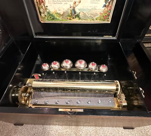 VICTORIAN MUSIC BOX CIRCA 1875