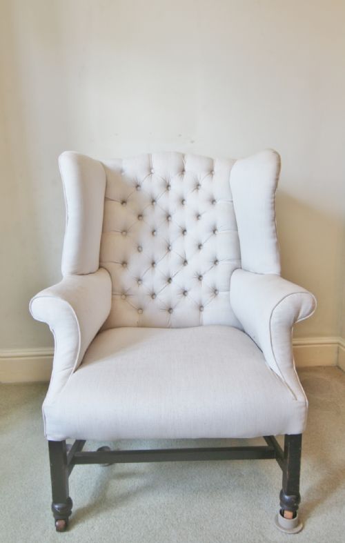 LARGE 18TH CENTURY MID GEORGIAN MAHOGANY WING ARMCHAIR