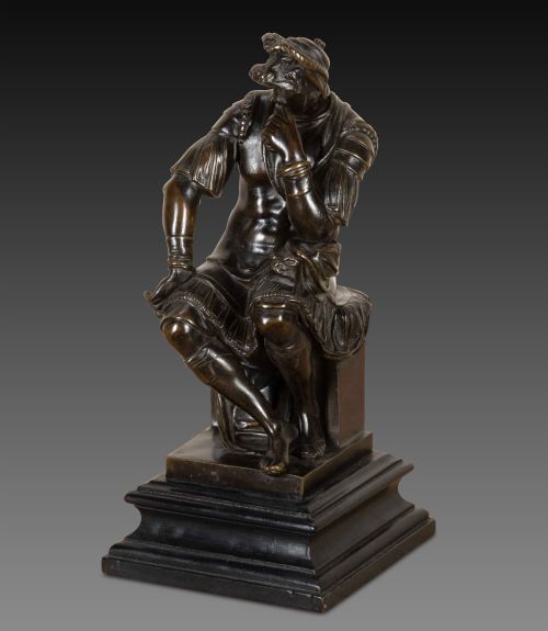 19TH CENTURY FRENCH BRONZE FIGURE OF THE SEATED LORENZO DE MEDICI