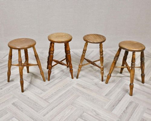4X C19TH WINDSOR STOOLS