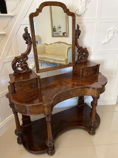 FINE QUALITY ANTIQUE VICTORIAN BURR WALNUT DRESSING TABLE