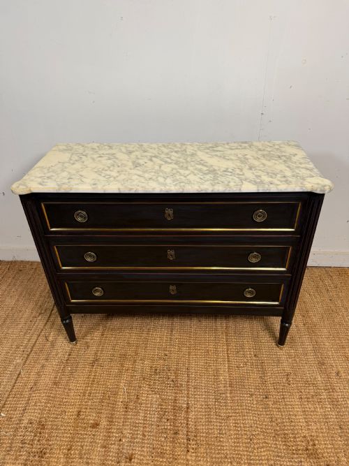 PAINTED MARBLE TOPPED COMMODE IN THE LOUIS XVI STYLE