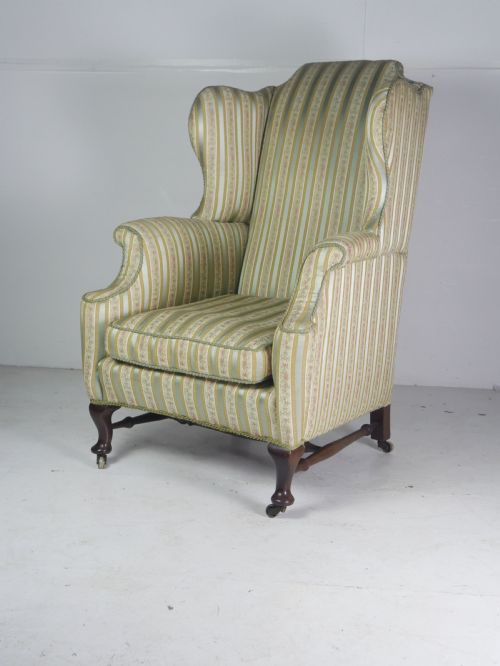 GENEROUS WING ARMCHAIR