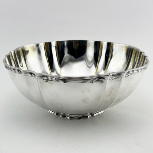 TIFFANY CO LARGE 228CM 9 STERLING SILVER BOWL