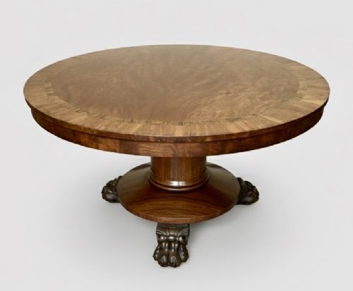 FINE QUALITY REGENCY MAHOGANY AND ROSEWOOD BANDED ROUND DINING TABLE