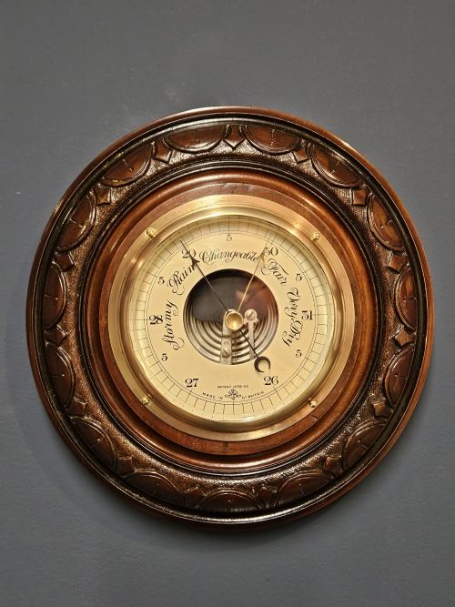 VICTORIAN SKELETONISED ANEROID BAROMETER
