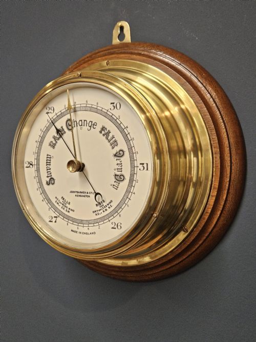 VICTORIAN BRASS BULK HEAD SHIPS BAROMETER