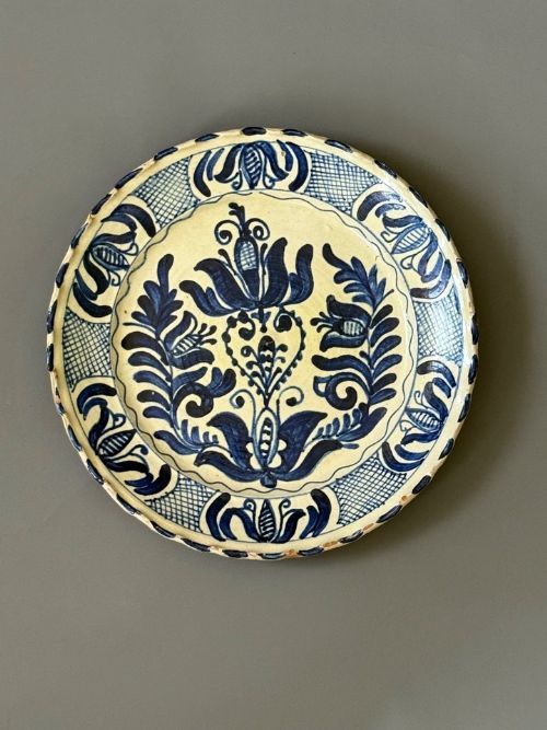 ANTIQUE KOROND ROMANIAN FOLK ART POTTERY PLATE