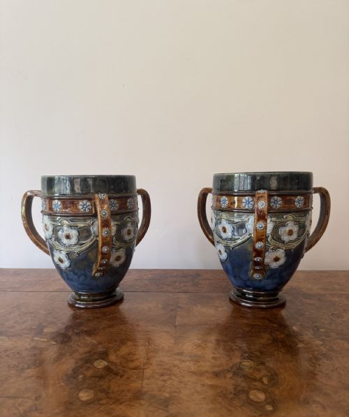 FANTASTIC QUALITY PAIR OF ANTIQUE ROYAL DOULTON LOVING CUPS