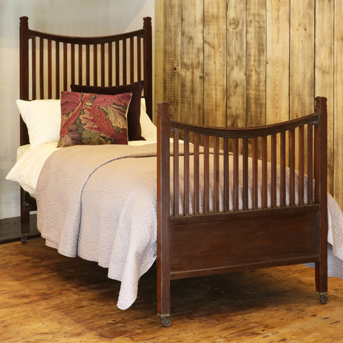 Edwardian Beds - 25 items for sale on sellingantiques.co.uk